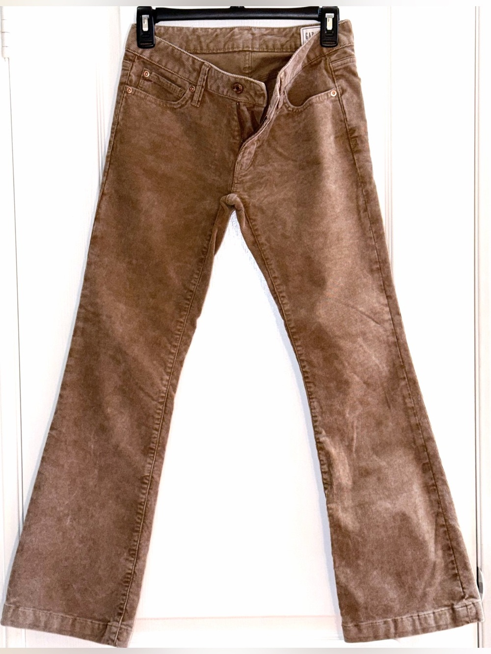 GAP Low Rise Corduroy Long & Lean Pants